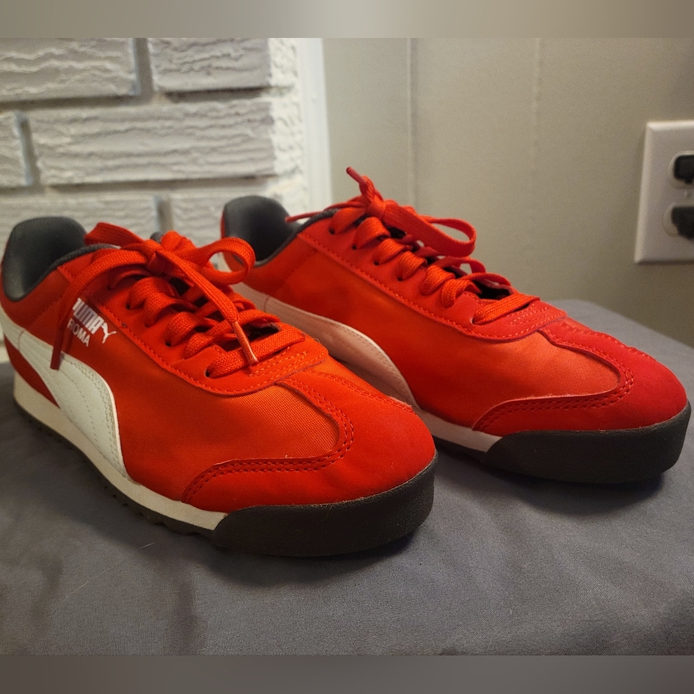Women's Puma - Picture 3 of 3
